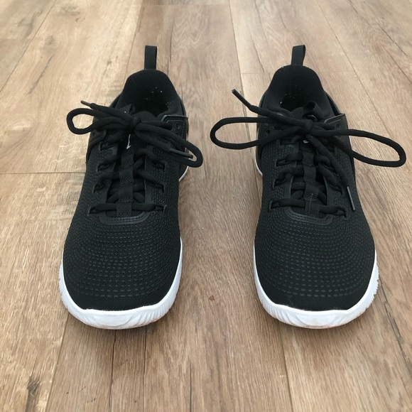 Nike volleyball shoes - Picture 1 of 6